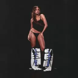 Tate McRae – exes