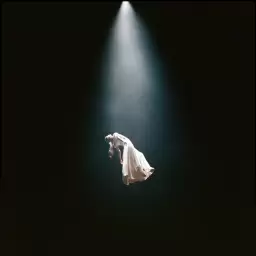 Ariana Grande – past life
